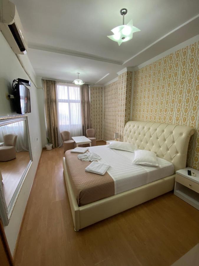 Hotel Arberia Tiranë Luaran gambar
