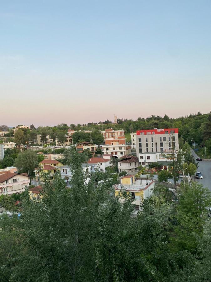 Hotel Arberia Tiranë Luaran gambar