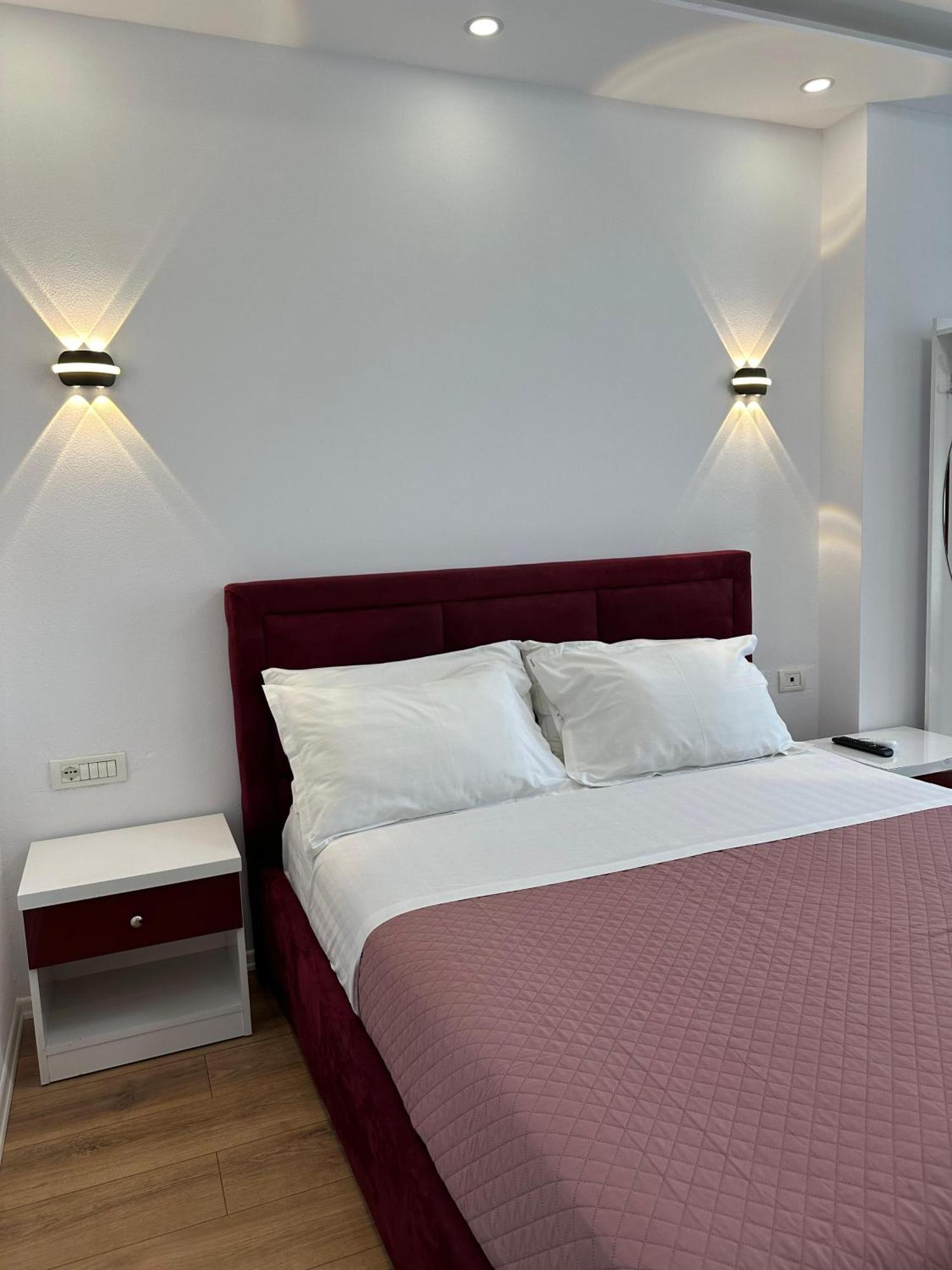 Hotel Arberia Tiranë Luaran gambar