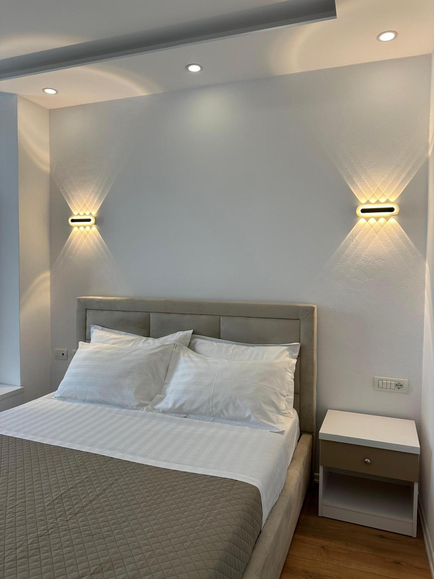 Hotel Arberia Tiranë Luaran gambar