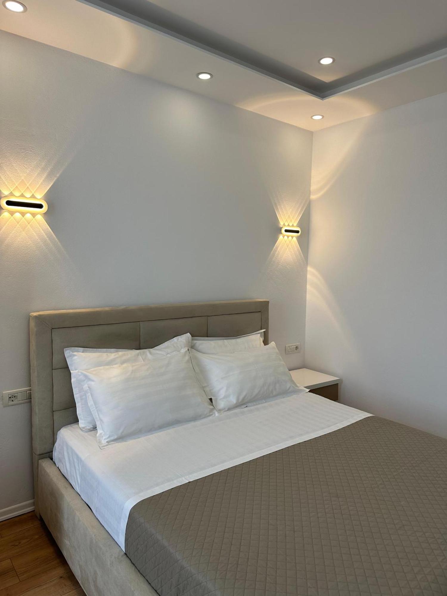 Hotel Arberia Tiranë Luaran gambar