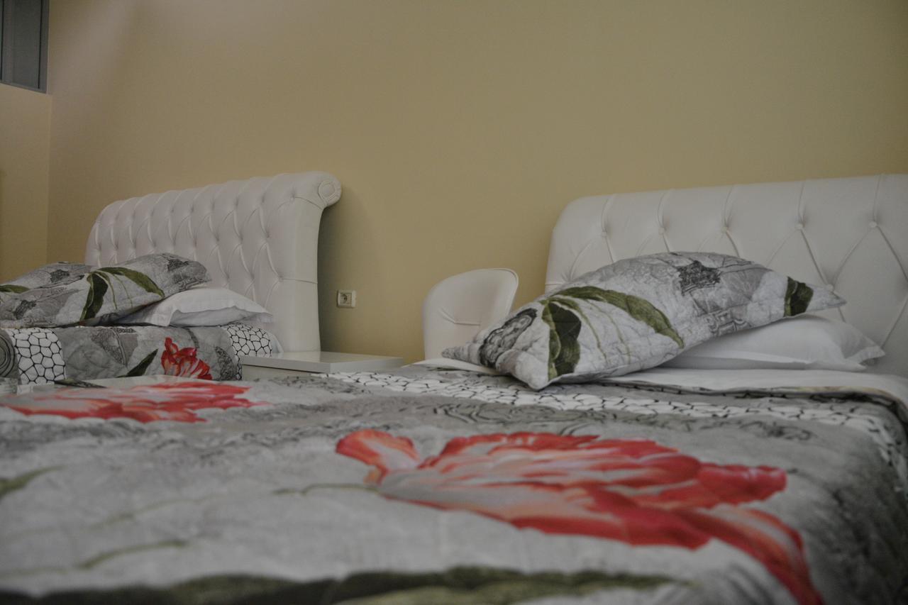 Hotel Arberia Tiranë Luaran gambar