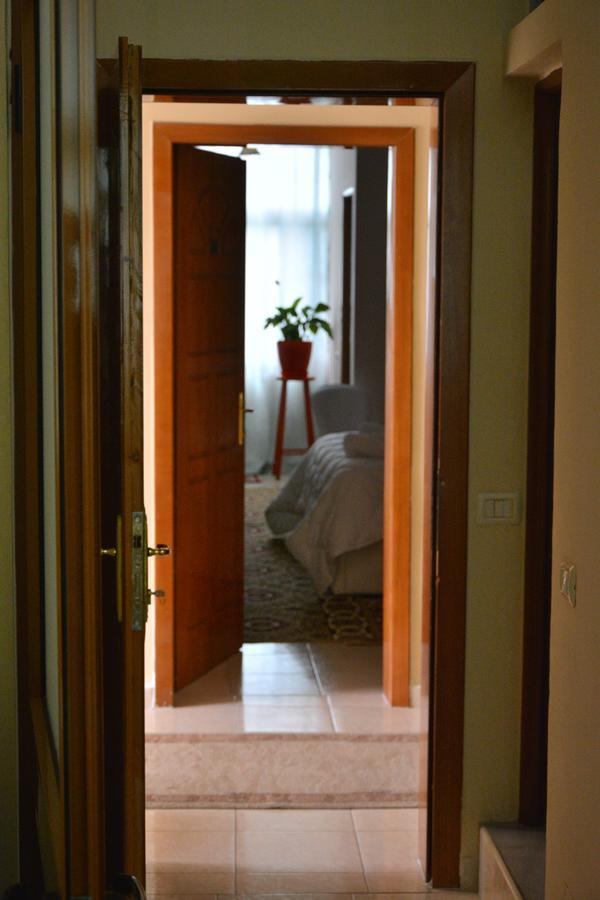 Hotel Arberia Tiranë Luaran gambar