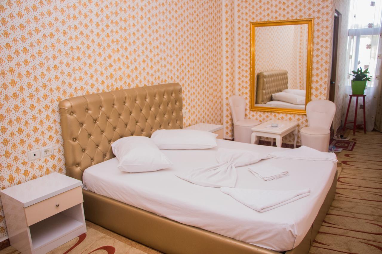 Hotel Arberia Tiranë Luaran gambar