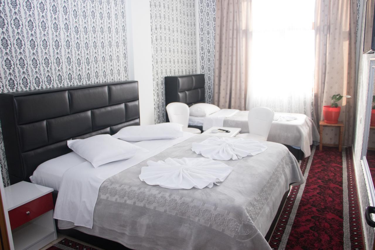 Hotel Arberia Tiranë Luaran gambar
